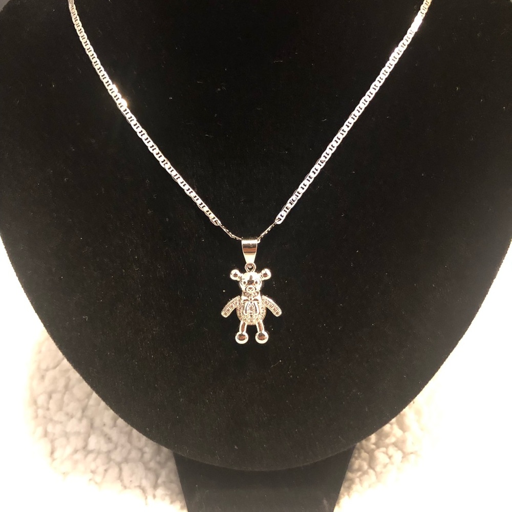 Silver Teddy Bear Pendant Mariner Necklace